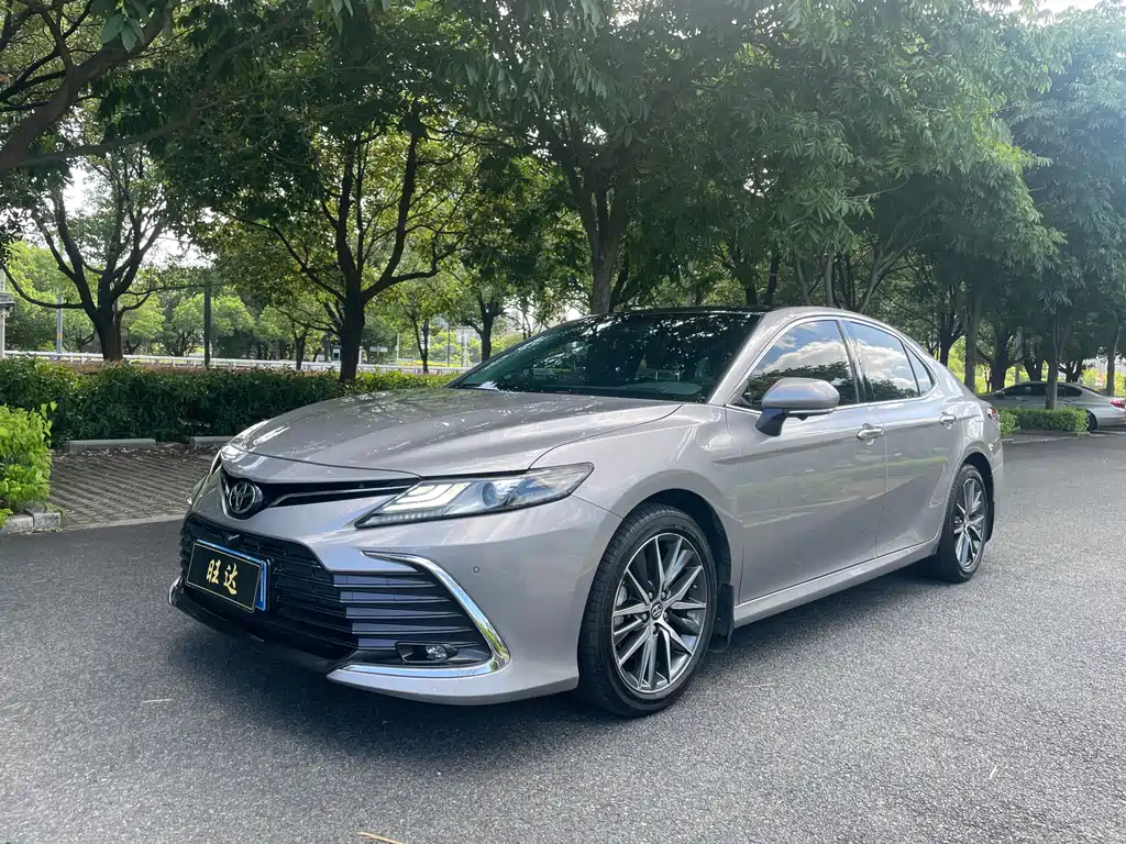 Camry 2021 2.5G Deluxe Edition купить на сайте DeffCars