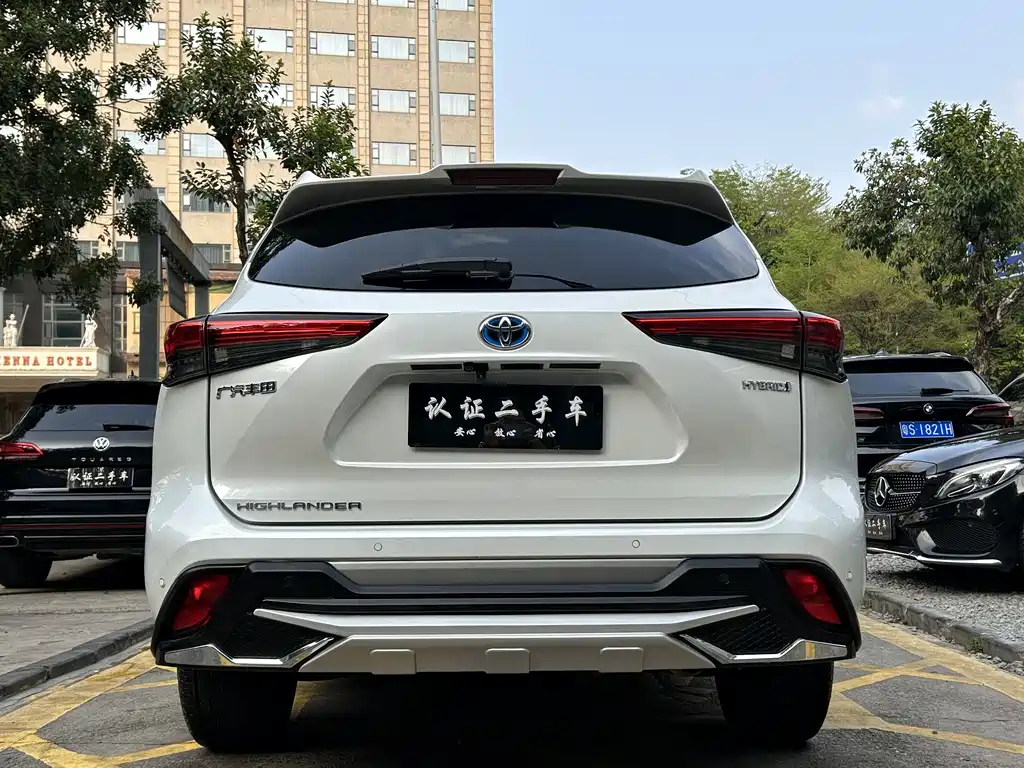 Highlander 2022 dual engine 2.5L two-wheel drive premium version 7 seats купить на сайте DeffCars