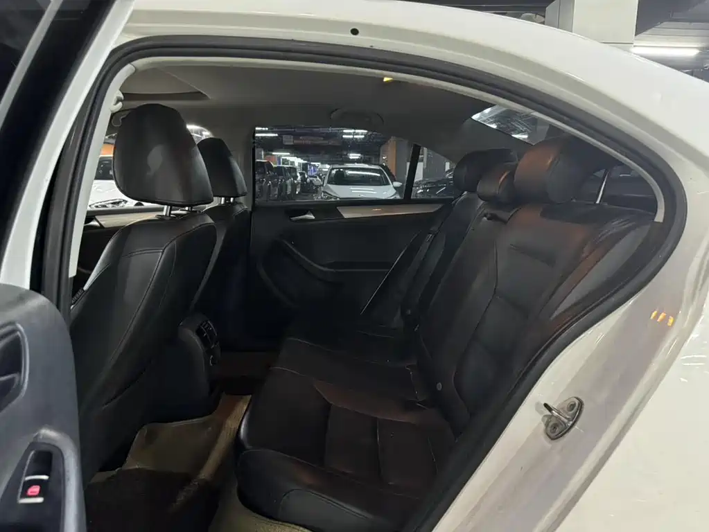 Sagitar 2014 1.4TSI automatic luxury model купить на сайте DeffCars