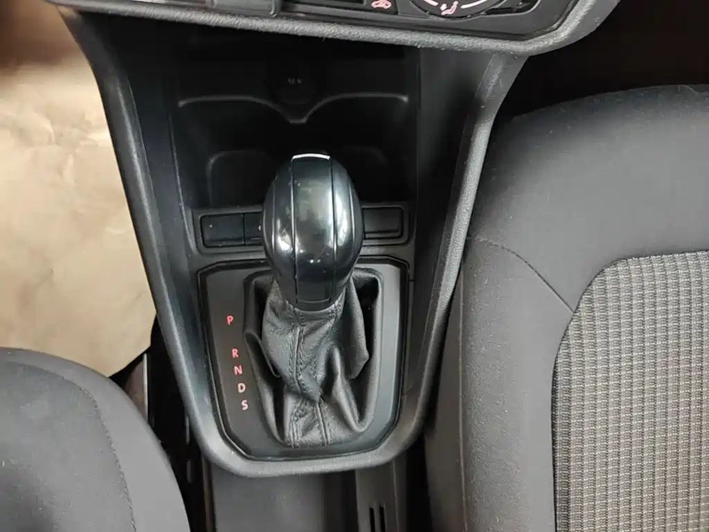 Santana 2019 1.5L automatic fashion version National VI купить на сайте DeffCars