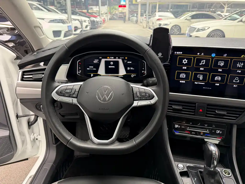 Bora 2023 300TSI DSG Premium Edition купить на сайте DeffCars