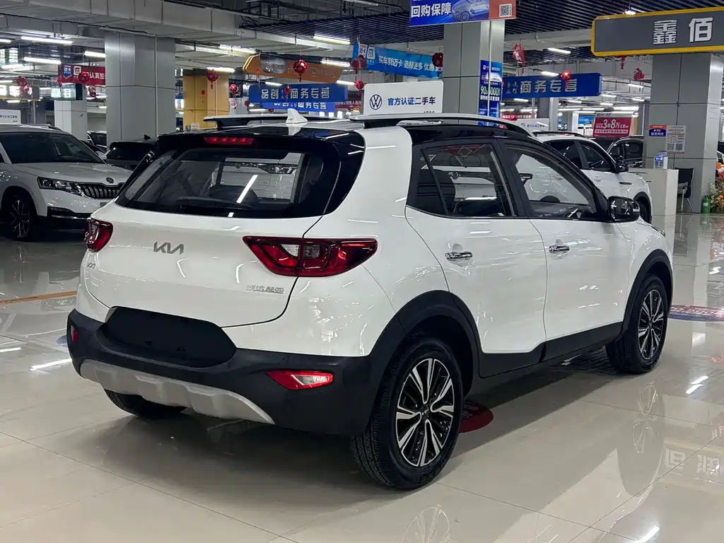 Yipao 2021 1.4L CVT fun sunroof model купить на сайте DeffCars