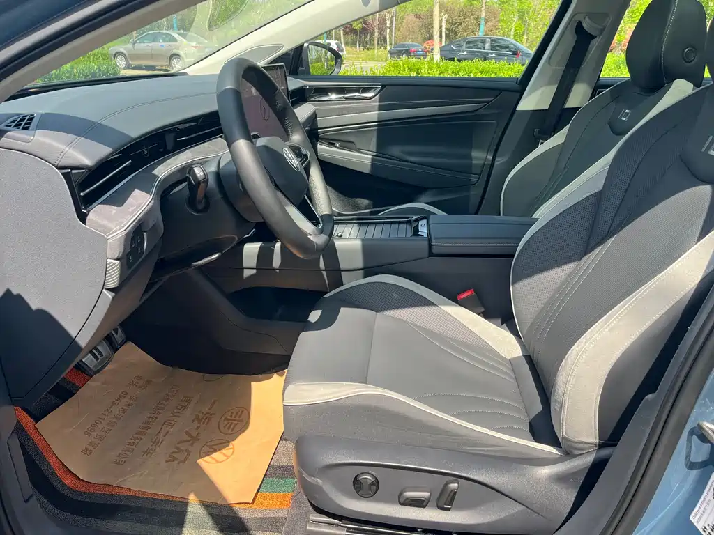 Volkswagen ID.7 VIZZION 2024 PRO купить на сайте DeffCars