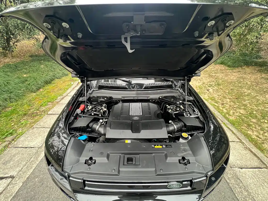 Land Rover Defender 2024 110 5.0T V8 купить на сайте DeffCars