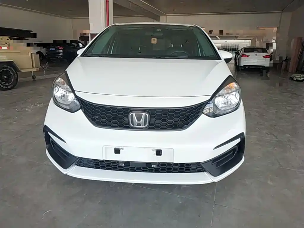 Fit 2021 1.5L CVT Trendy Edition купить на сайте DeffCars