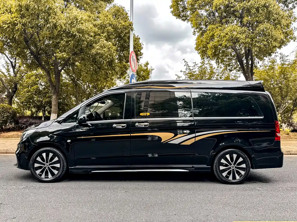 Vito 2021 2.0T Business Edition 7 seats купить на сайте DeffCars