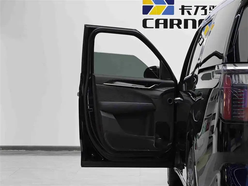 Jikrypton 009 2024 seven-seat aisle version four-wheel drive 108kWh купить на сайте DeffCars