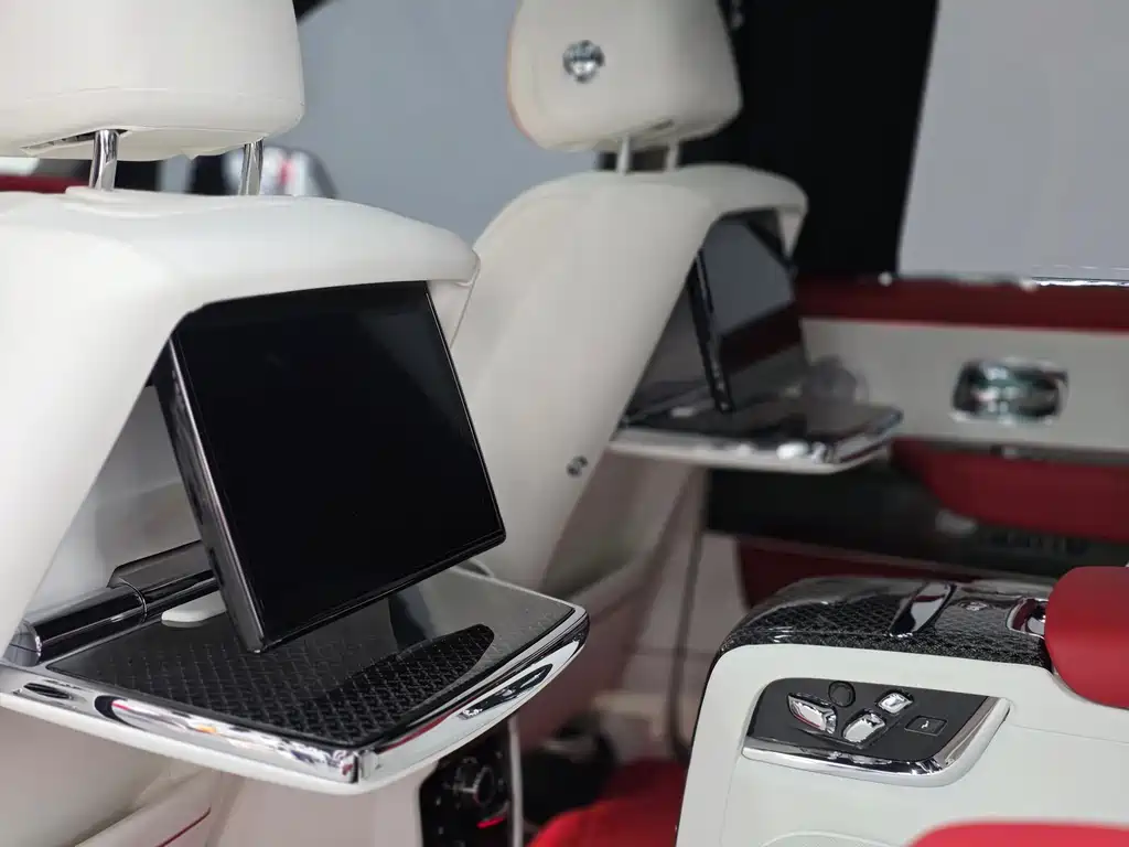 Cullinan 2018 four-seat version купить на сайте DeffCars