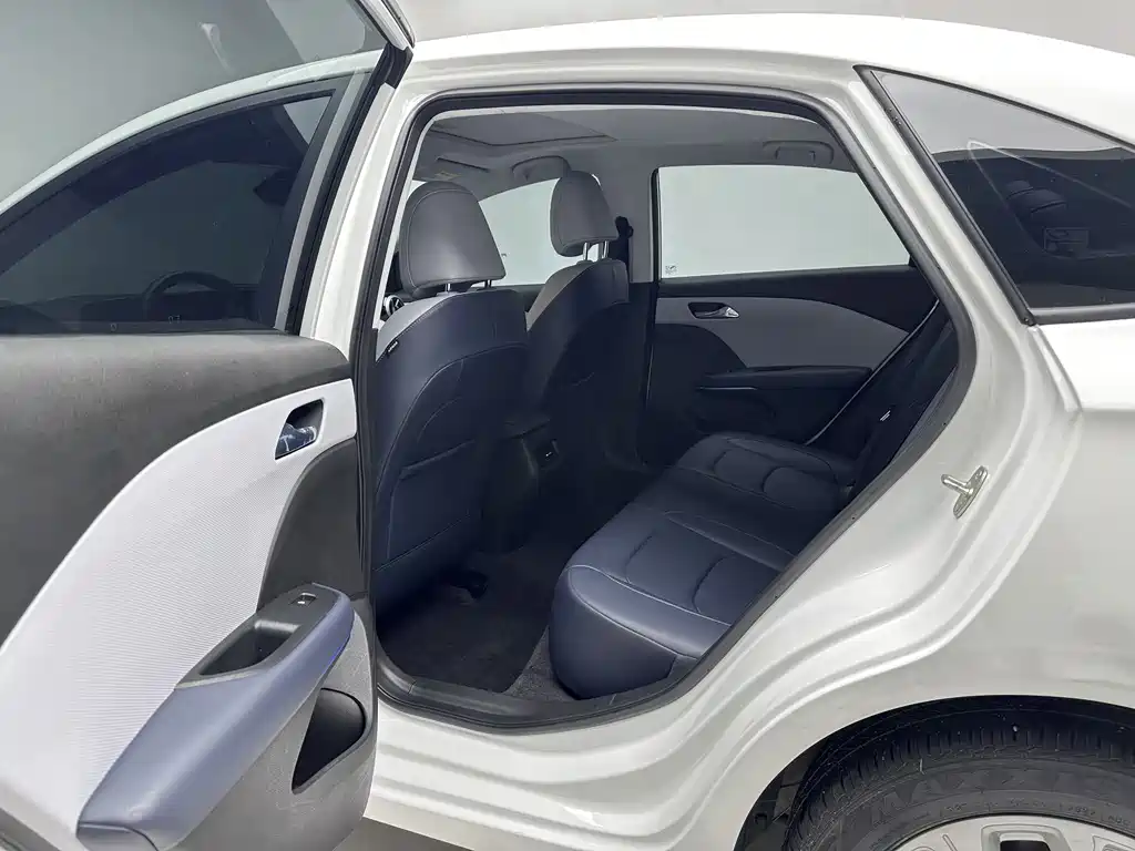 Cruze 2023 1.5L dual-clutch enjoyment version купить на сайте DeffCars