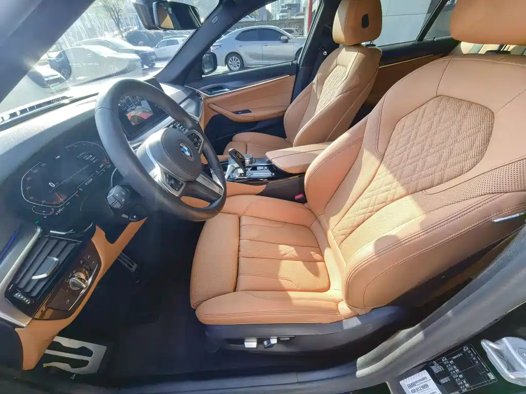 BMW 5 Series (Imported) 2021 525i M Sports Package купить на сайте DeffCars