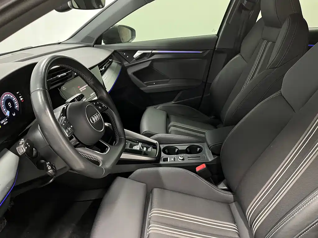 Audi A3 2023 facelift Sportback 35 TFSI stylish and sporty купить на сайте DeffCars