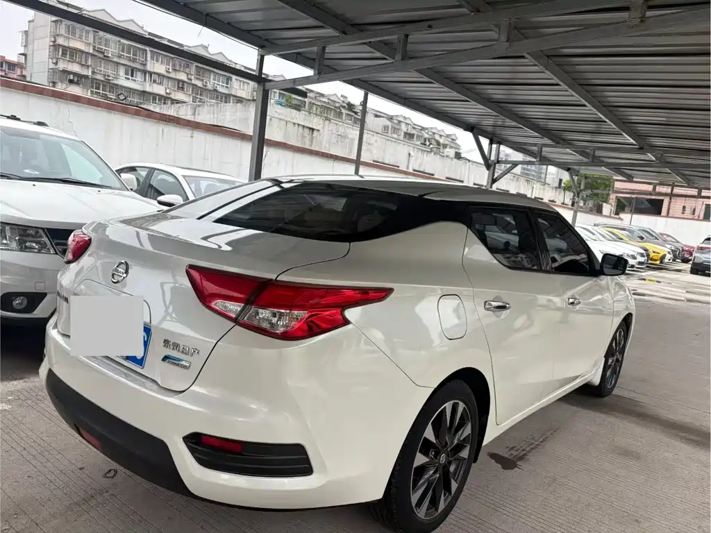 Blue Bird 2019 1.6L CVT Smart Connected Smart Cool Edition National VI купить на сайте DeffCars