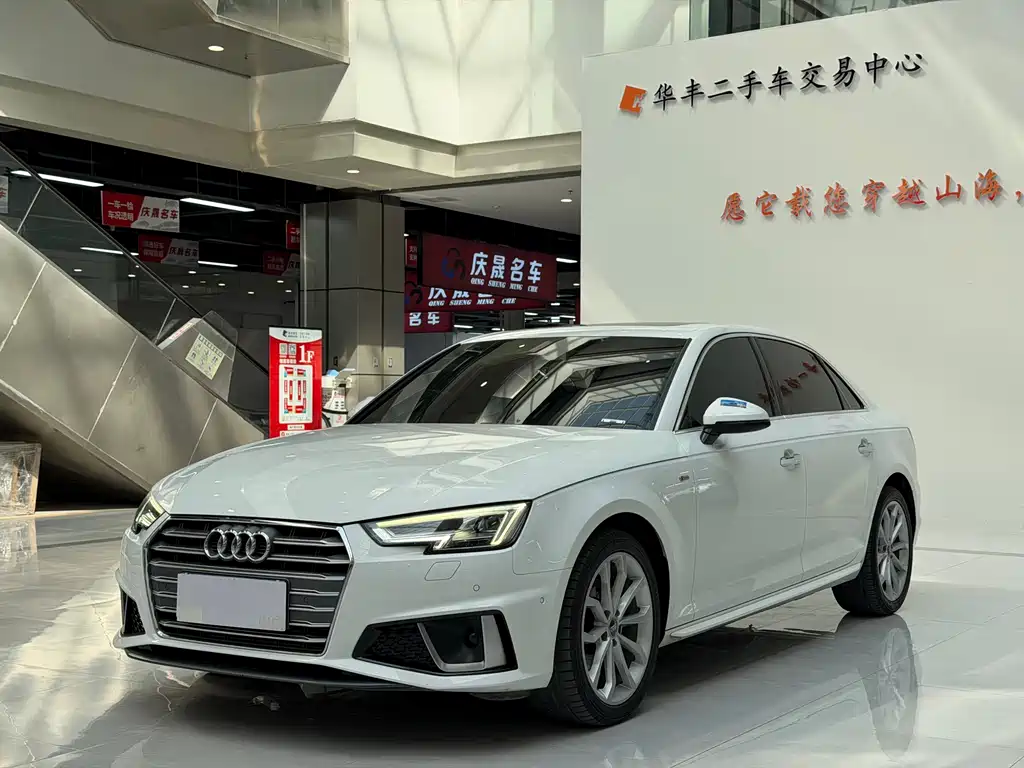 Audi A4L 2019 40 TFSI Fashion Type National VI купить на сайте DeffCars