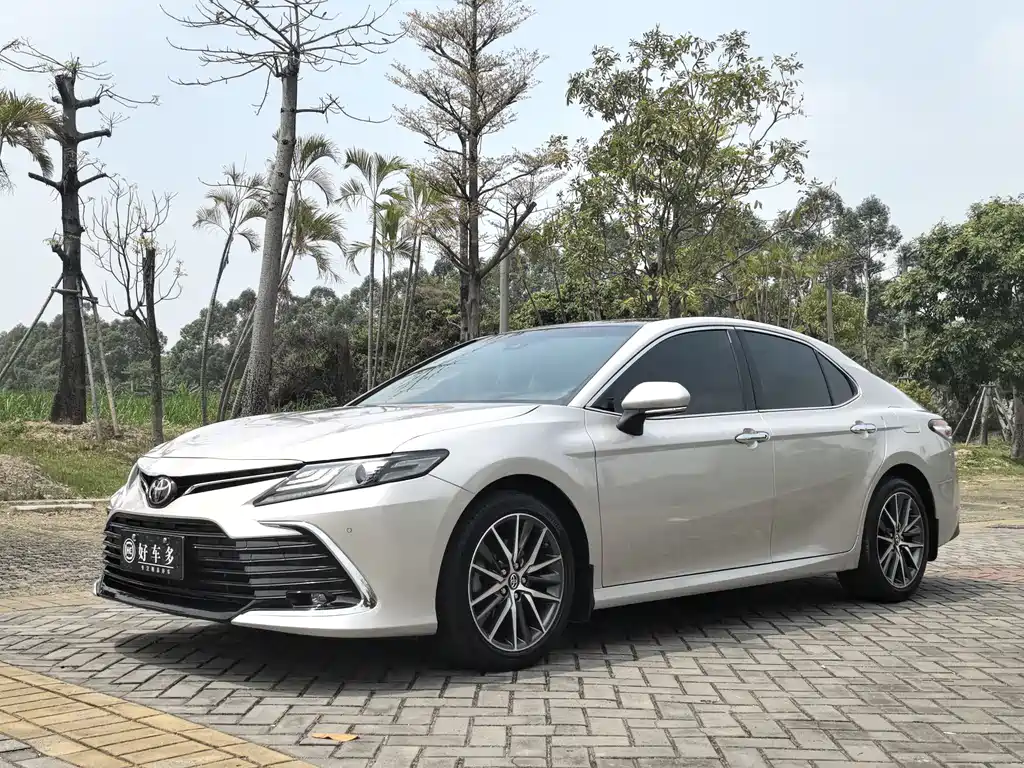 Camry 2021 2.5G Deluxe Edition купить на сайте DeffCars