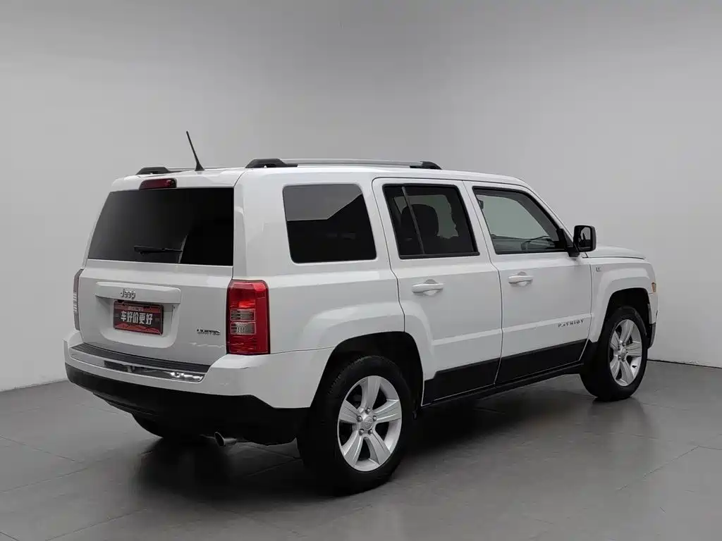 Zuike 2015 2.4L Luxury Navigation Edition купить на сайте DeffCars