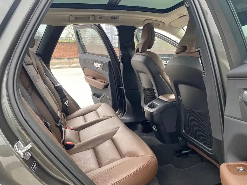 Volvo XC60 2019 T5 Four-wheel Drive Smart Edition National VI купить на сайте DeffCars