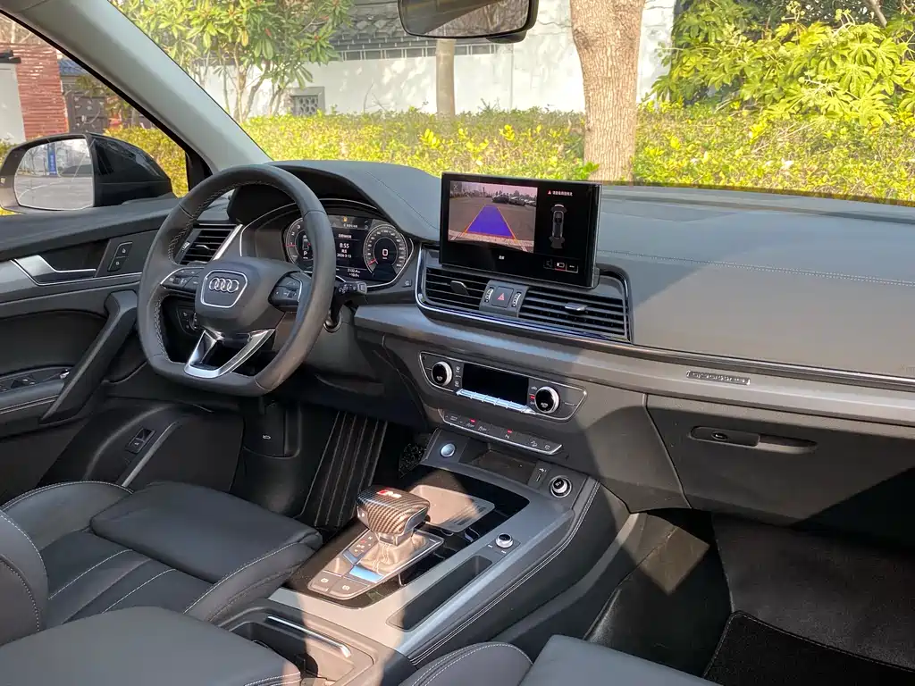 Audi Q5L 2022 40T fashionable and dynamic model купить на сайте DeffCars