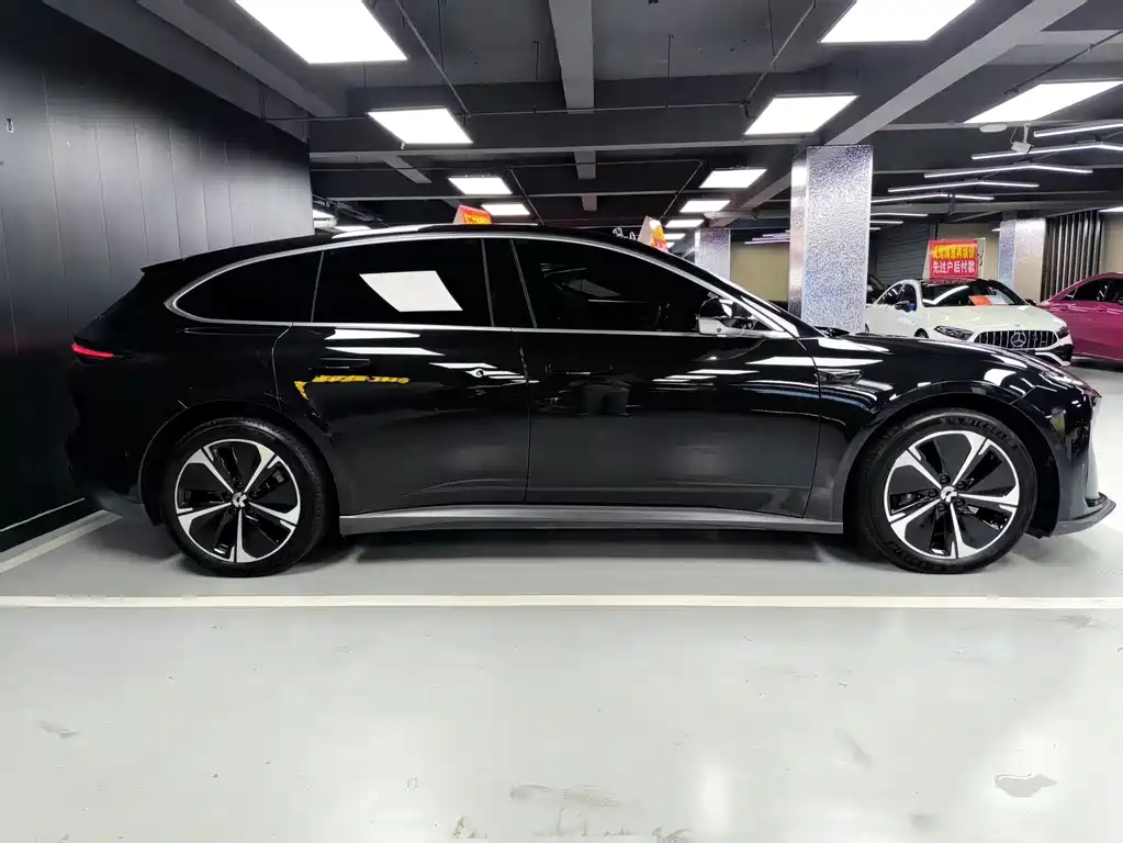 NIO ET5T 2024 model 75kWh Touring купить на сайте DeffCars