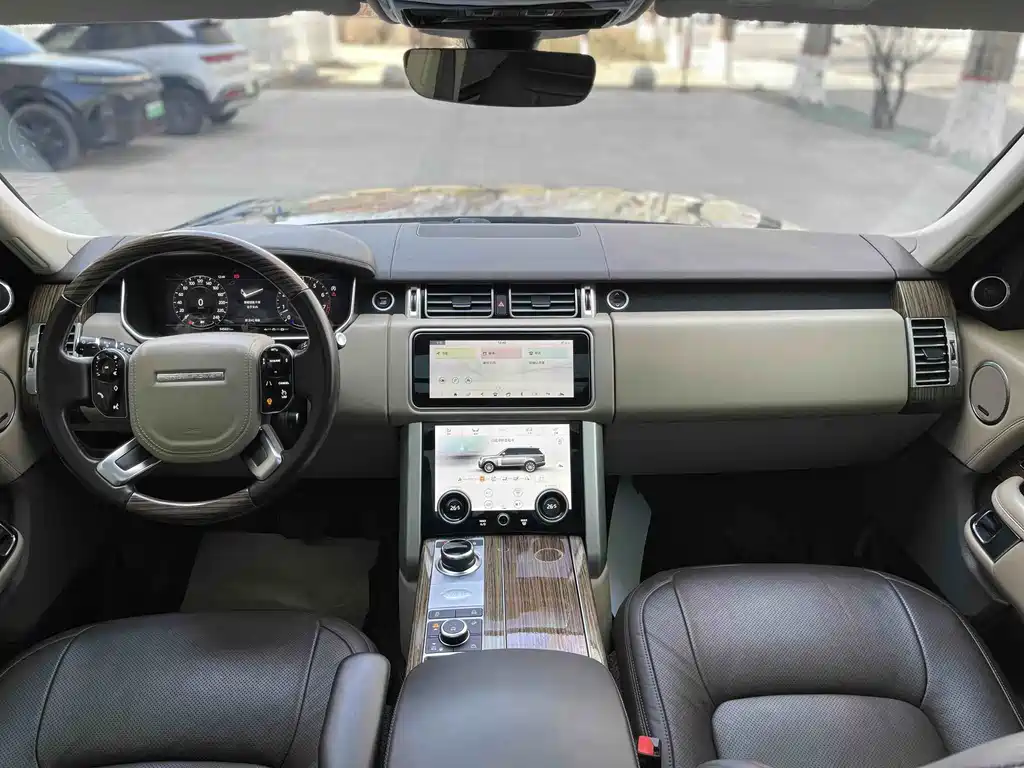 Range Rover 2019 3.0 SC V6 Legendary Extended Edition купить на сайте DeffCars