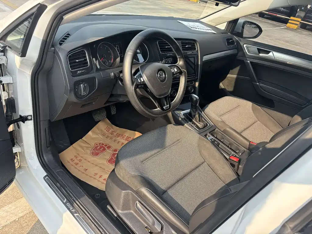 Golf 2019 280TSI DSG comfort model National VI купить на сайте DeffCars
