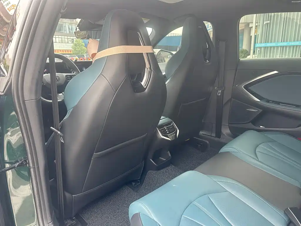 MG7 2025 1.5T 300 DCT Elegant Edition купить на сайте DeffCars