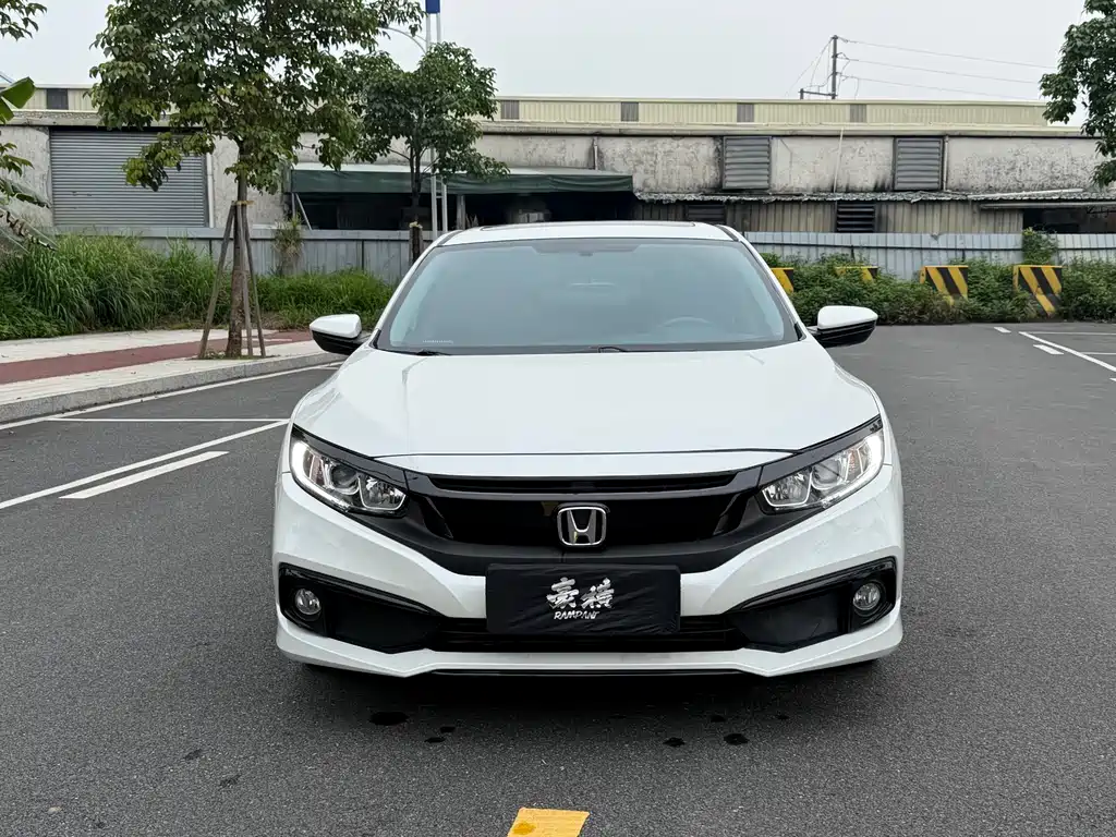 Civic 2019 220TURBO CVT combustion version National V купить на сайте DeffCars