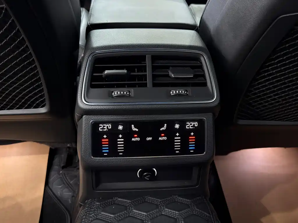 Audi A6L 2022 45 TFSI Premium Dynamic Model купить на сайте DeffCars