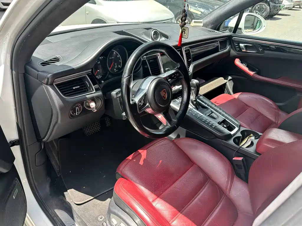 Macan 2017 Turbo 3.6T купить на сайте DeffCars