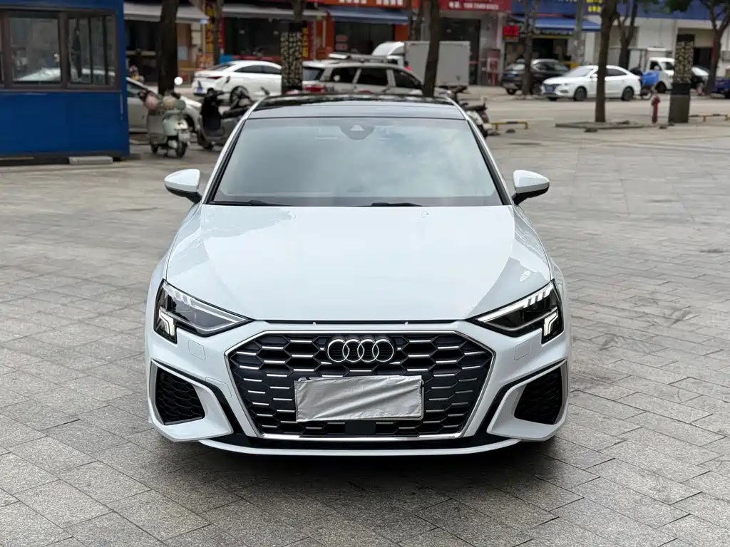 Audi A3 2021 Sportback 35 TFSI luxury sports model купить на сайте DeffCars