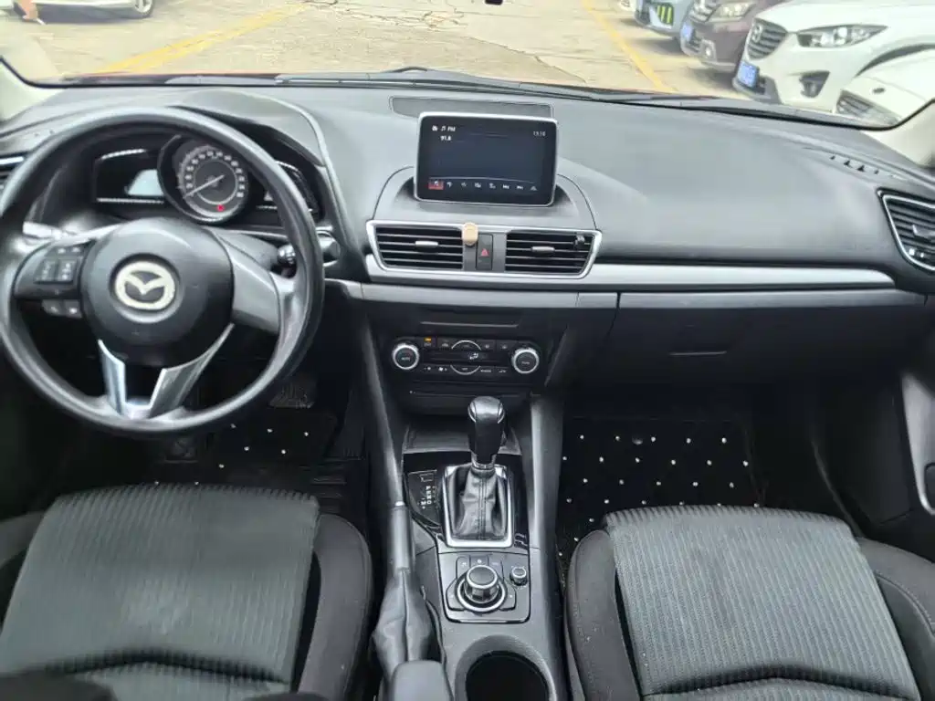 Mazda3 Angkesela 2014 sedan 1.5L automatic luxury model купить на сайте DeffCars