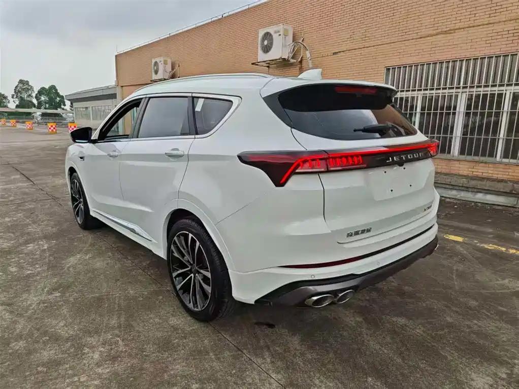 Jietu X70 PLUS 2021 model 1.6T DCT 7 seats купить на сайте DeffCars