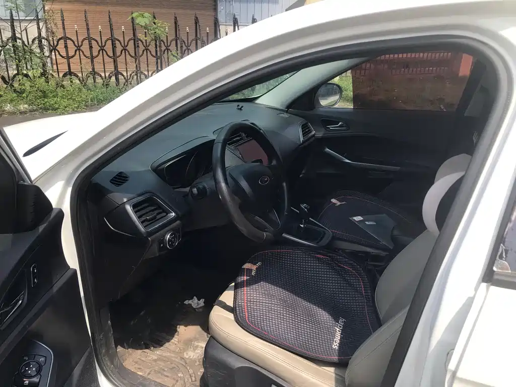 Escort 2019 facelift 1.5L manual quality model (tire pressure monitoring) National VI купить на сайте DeffCars
