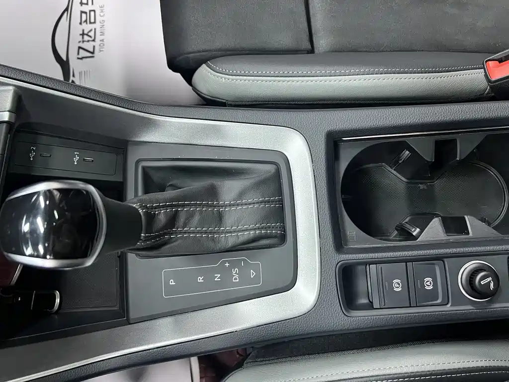 Audi Q3 2022 35 TFSI Fashionable and Dynamic купить на сайте DeffCars