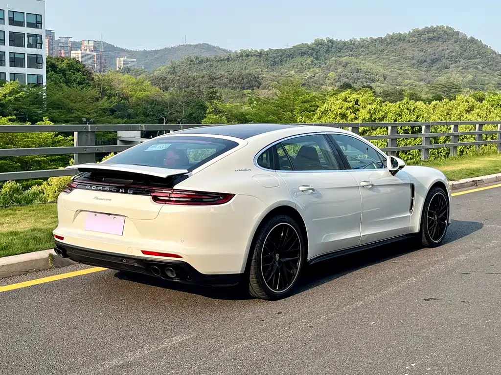Panamera 2019 Panamera Executive Extended Edition 2.9T купить на сайте DeffCars