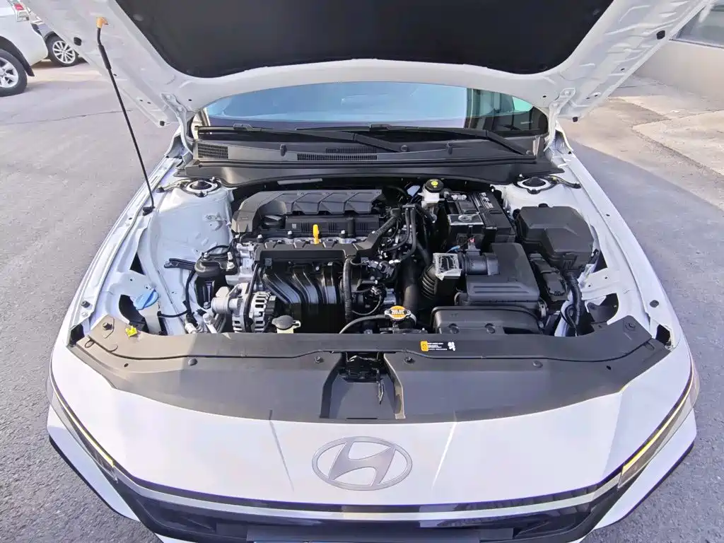 Elantra 2023 1.5L CVT GLS Leading Edition купить на сайте DeffCars