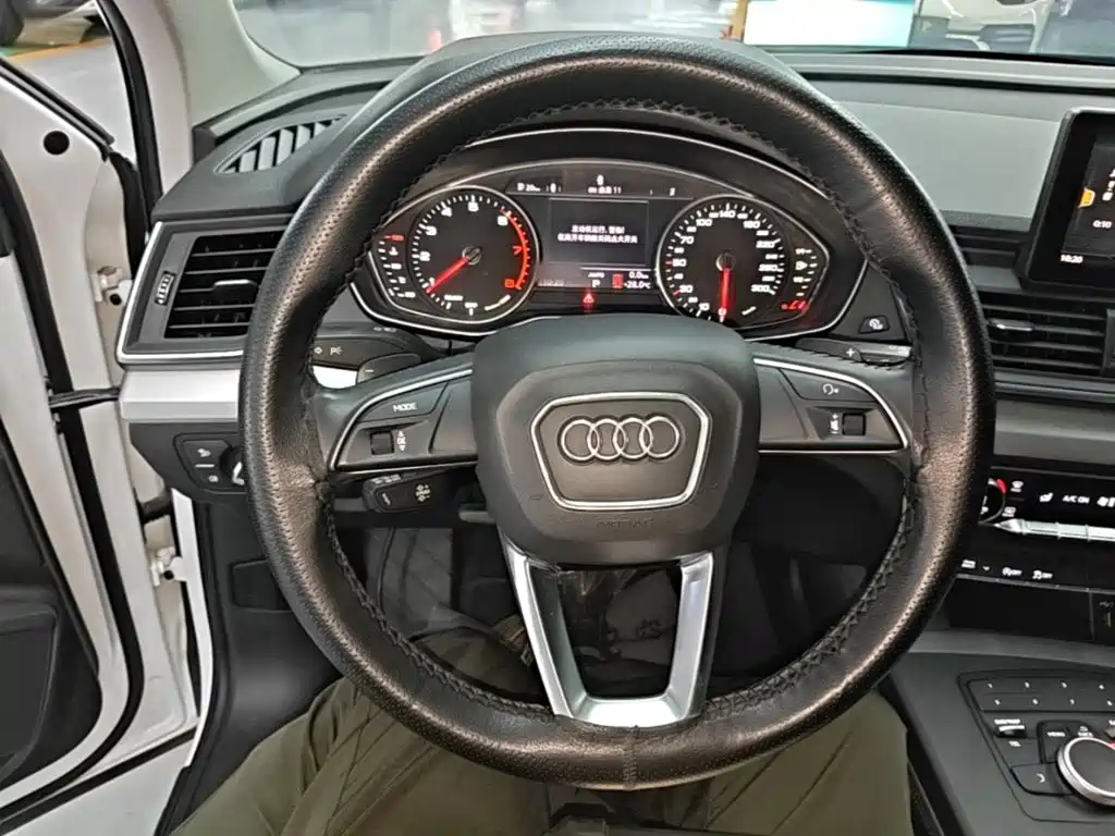 Audi Q5L 2020 40 TFSI Honorable and Enterprising купить на сайте DeffCars