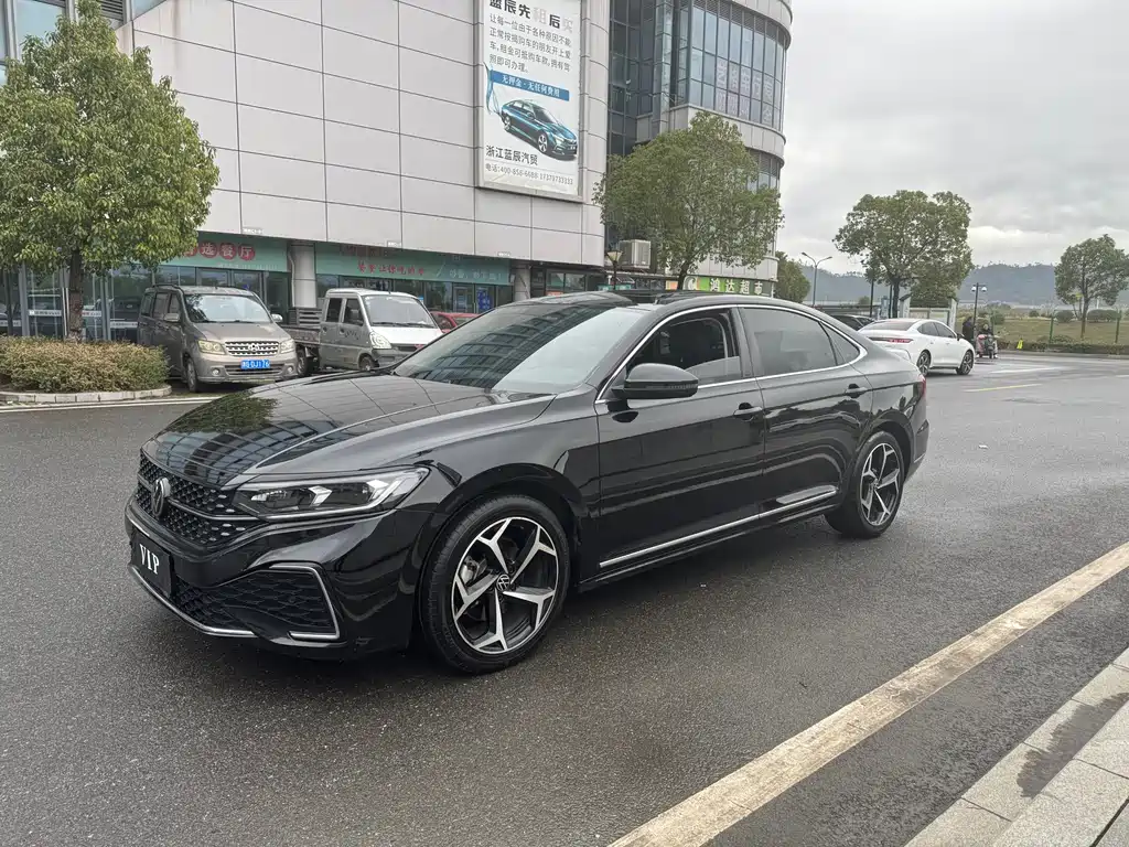 Passat 2023 facelift 330TSI Star Elite Edition купить на сайте DeffCars