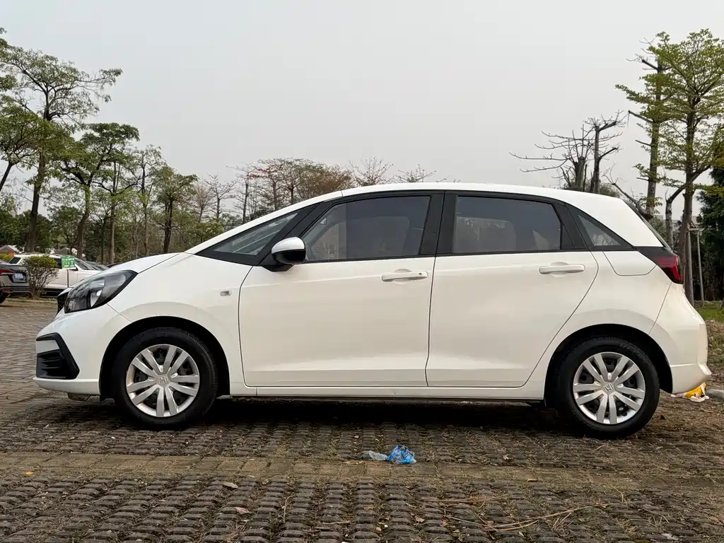 Fit 2023 1.5L CVT Trendy Edition купить на сайте DeffCars