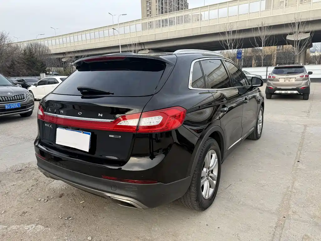 Lincoln MKX 2015 2.0T 2WD Exclusive Edition купить на сайте DeffCars