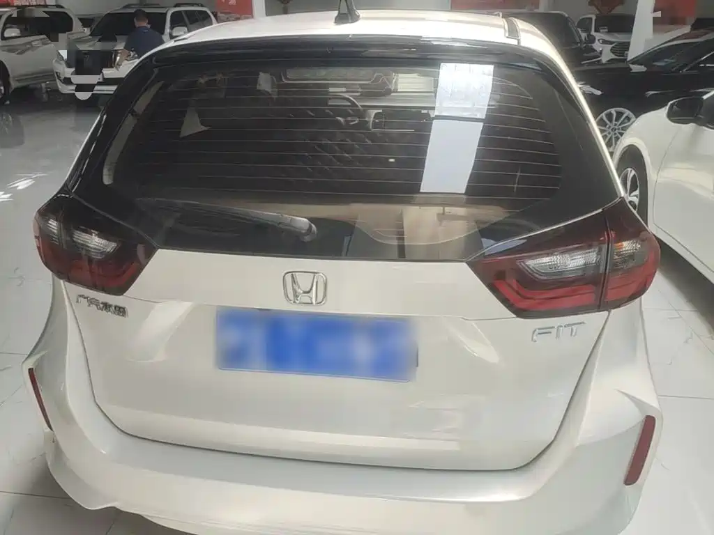 Fit 2023 1.5L CVT Trendy Edition купить на сайте DeffCars