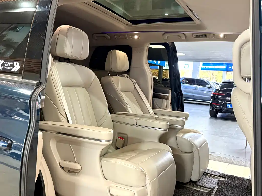 Trumpchi M8 2018 320T Premium Edition купить на сайте DeffCars