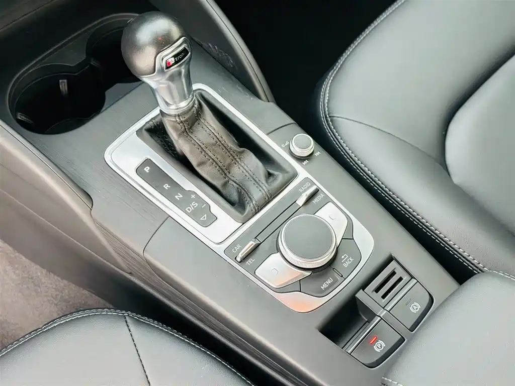 Audi A3 2017 Limousine 35 TFSI Enterprising купить на сайте DeffCars