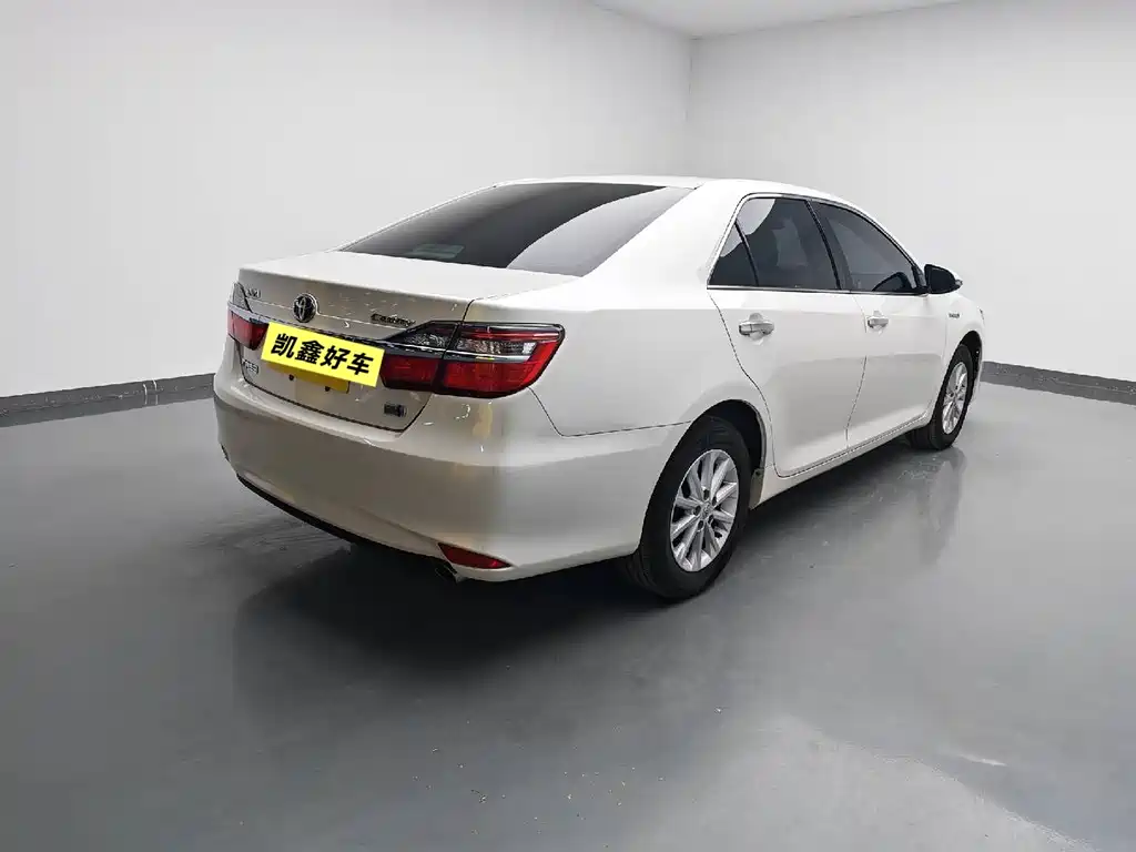 Camry 2016 Dual Engine 2.5HG 10th Anniversary Deluxe Navigation Edition купить на сайте DeffCars