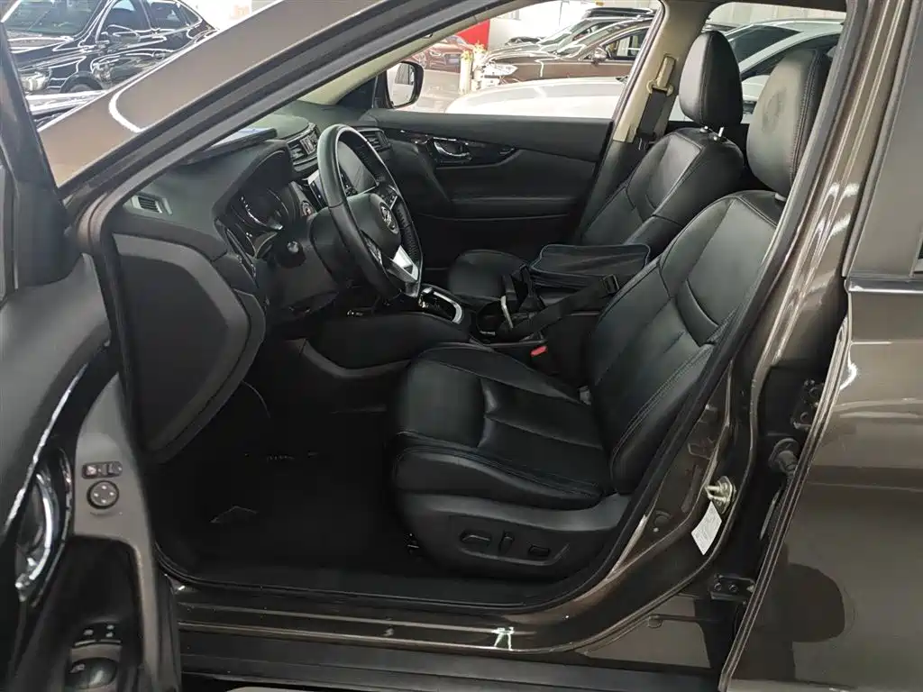X-Trail 2021 2.0L CVT 2WD XL Premium Commemorative Edition купить на сайте DeffCars