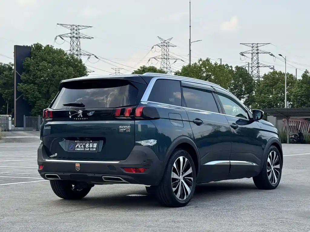 Peugeot 5008 2017 380THP 7-seater luxury GT version купить на сайте DeffCars