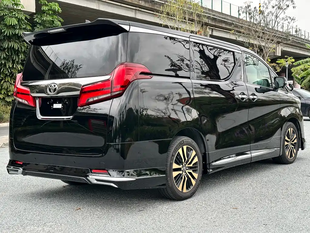 Alfa 2018 facelift 3.5L premium version купить на сайте DeffCars