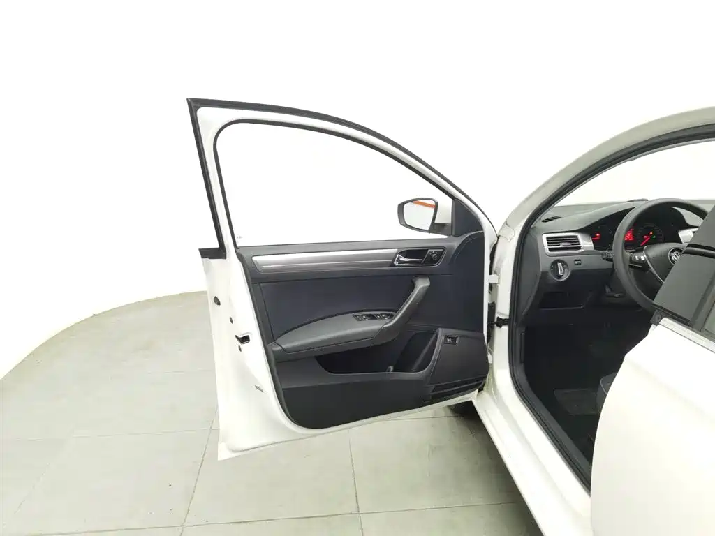 Santana 2019 1.5L automatic comfort version National VI купить на сайте DeffCars