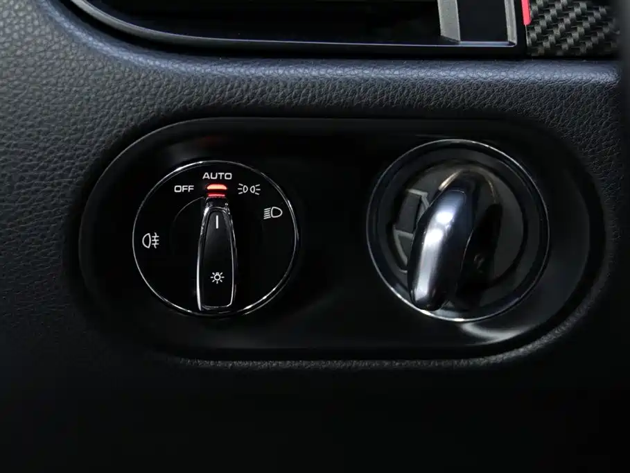 Macan 2020 Macan 2.0T купить на сайте DeffCars