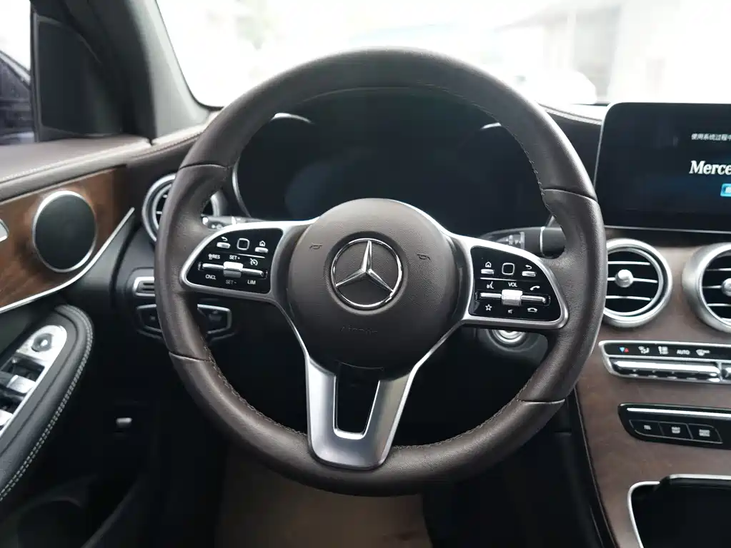 Mercedes-Benz GLC 2022 facelift 2 GLC 260 L 4MATIC luxury model купить на сайте DeffCars