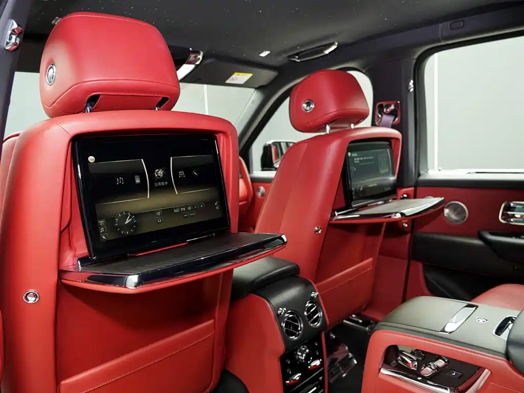 Cullinan 2018 four-seat version купить на сайте DeffCars